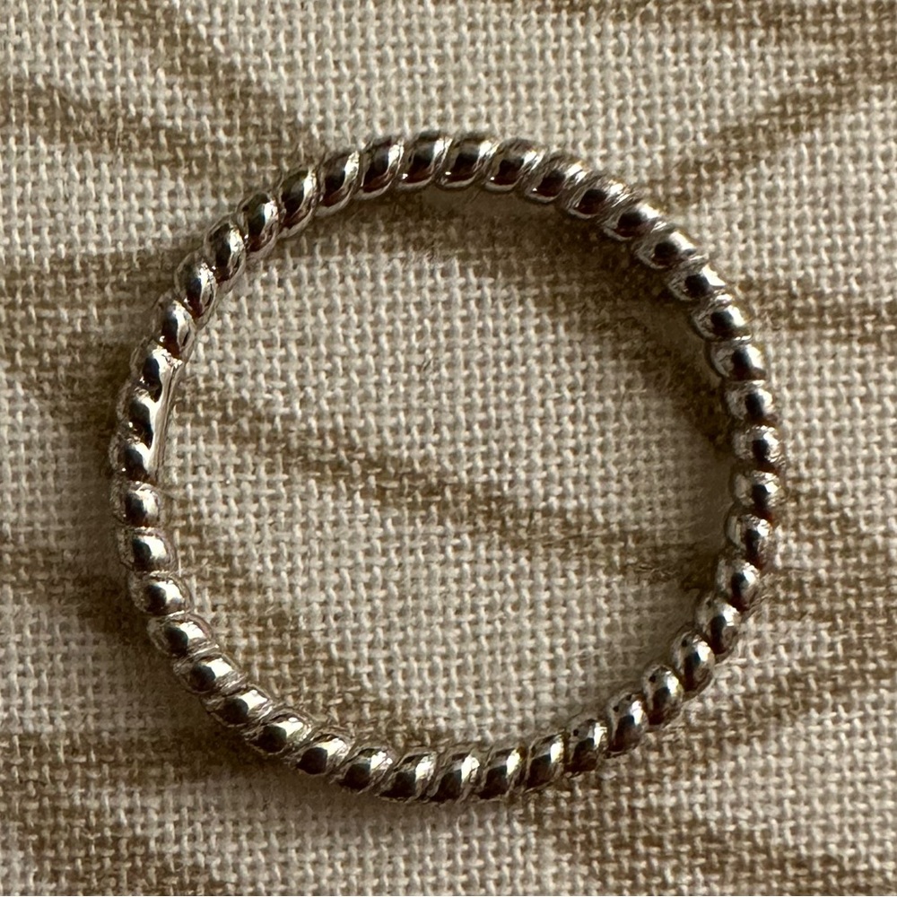 925 Sterling Silver Dainty Rope Ring Size 7.5